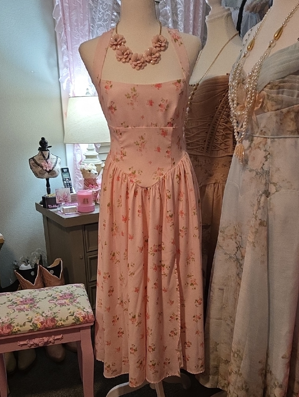 Elegant Petite Pink Floral Halter Midi Dress